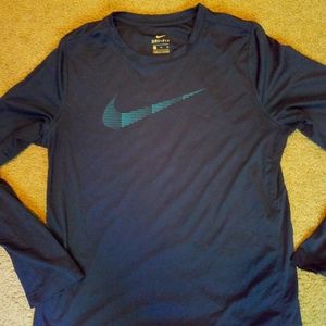 Nike long sleeve dri-fit shirt